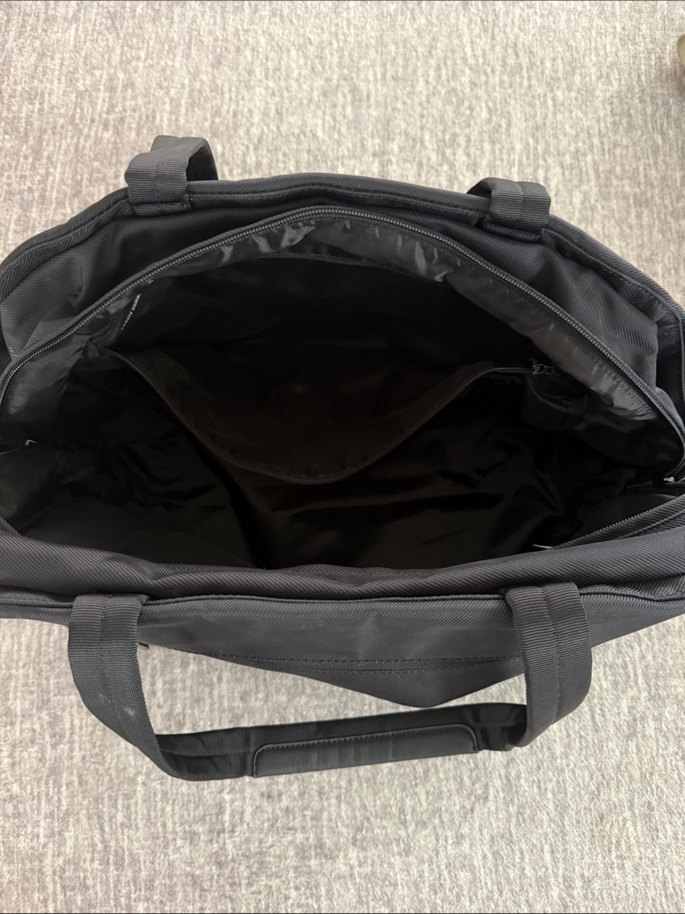 lululemon athletica Black Wide-Top Tote - Picture 4 of 6